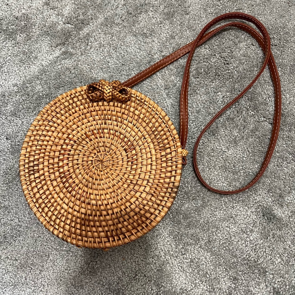 Woven Round Straw Crossbody Bag